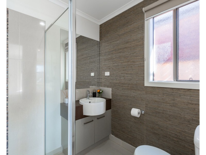 77 Hemsley Promenade, Point Cook VIC 3030