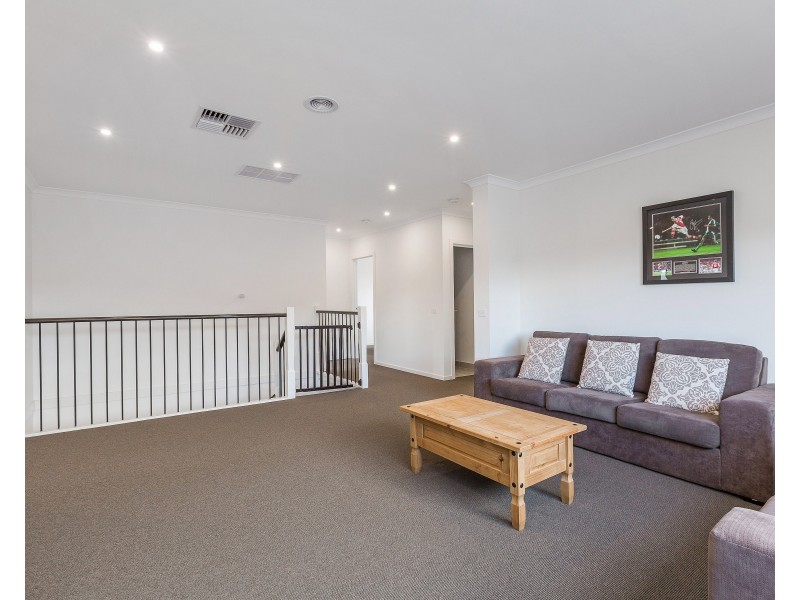121 Bondi, Point Cook VIC 3030