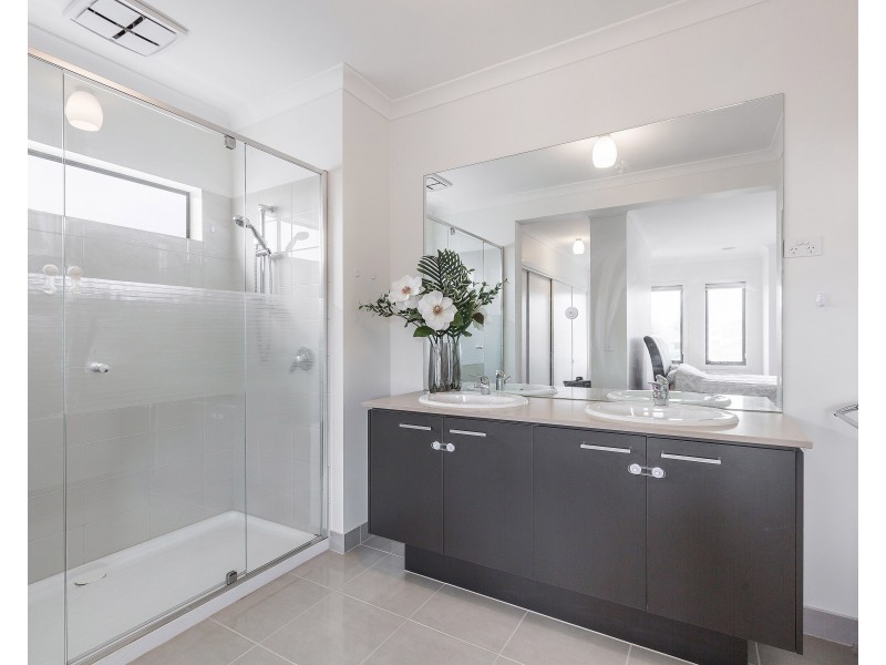 121 Bondi, Point Cook VIC 3030
