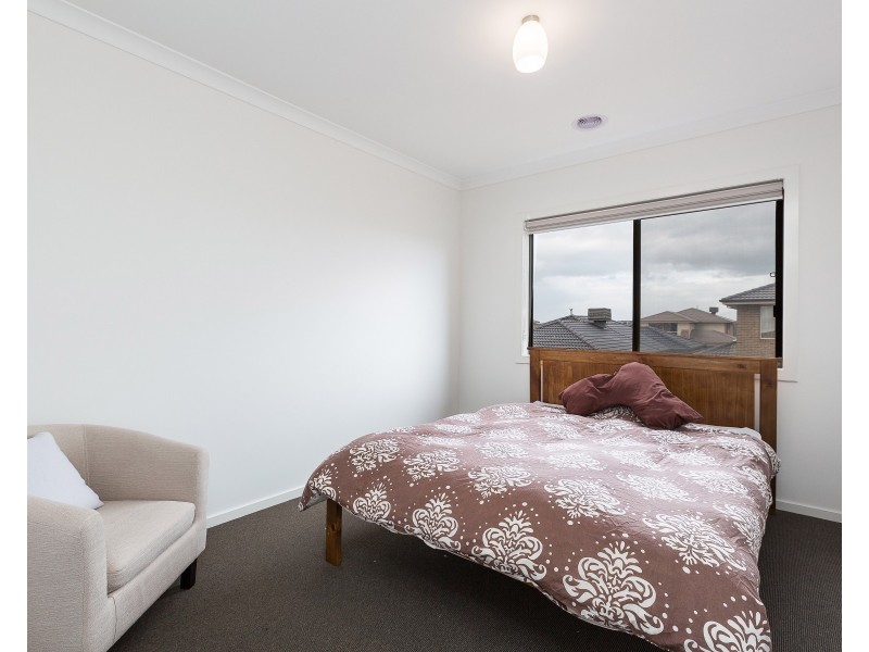 121 Bondi, Point Cook VIC 3030