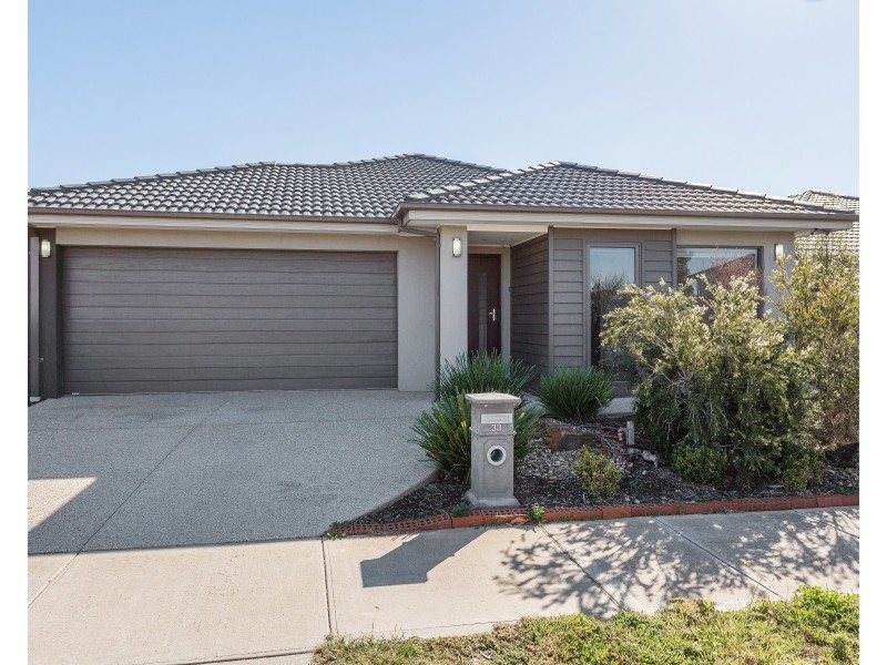 33 Lambourne Avenue, Truganina VIC 3029