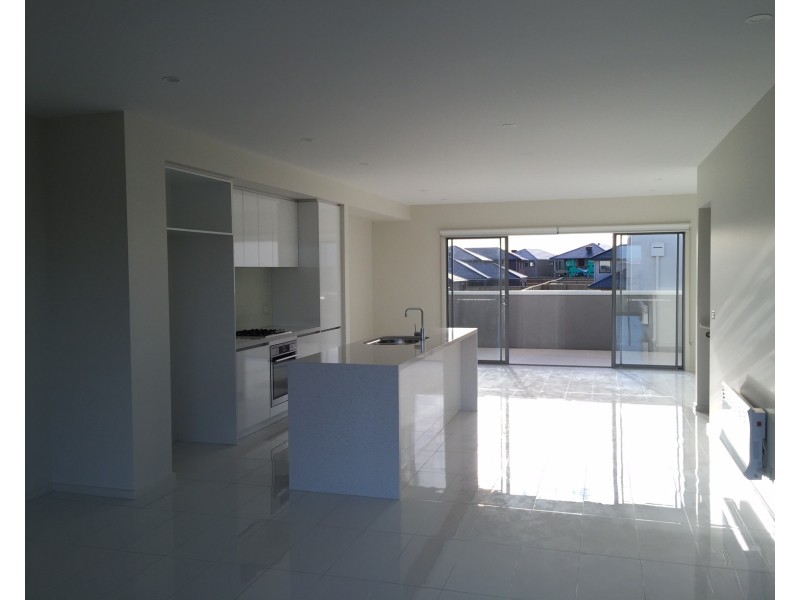 82 Ashcroft Avenue, Williams Landing VIC 3027