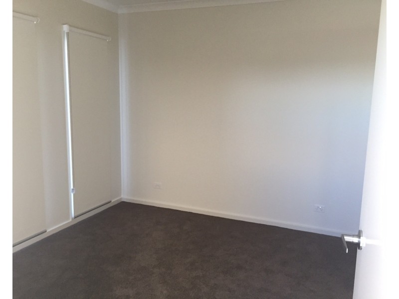 82 Ashcroft Avenue, Williams Landing VIC 3027