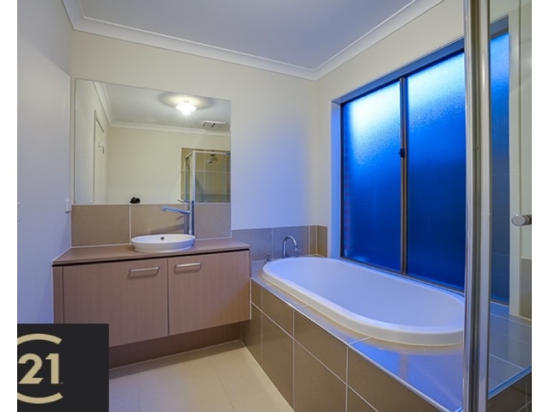8 Silverbush Way, Truganina VIC 3029