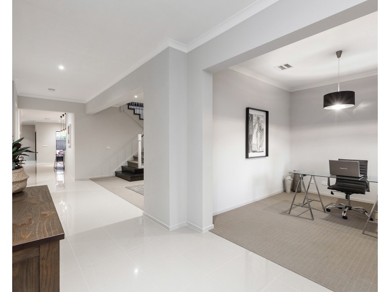 243 Saltwater Promenade, Point Cook VIC 3030