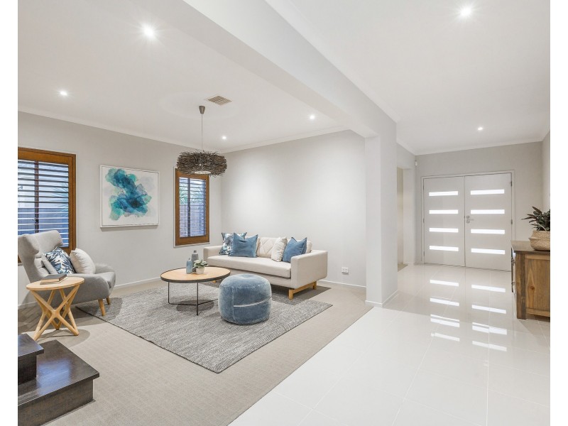 243 Saltwater Promenade, Point Cook VIC 3030