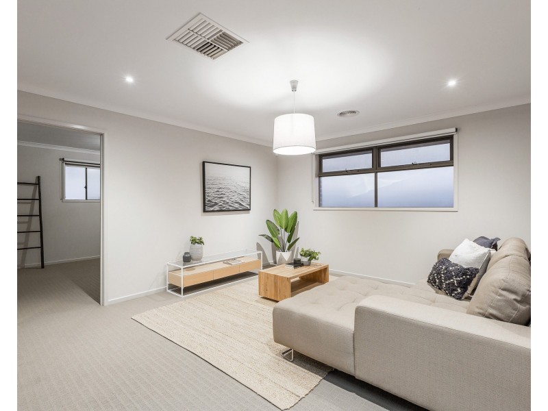 243 Saltwater Promenade, Point Cook VIC 3030