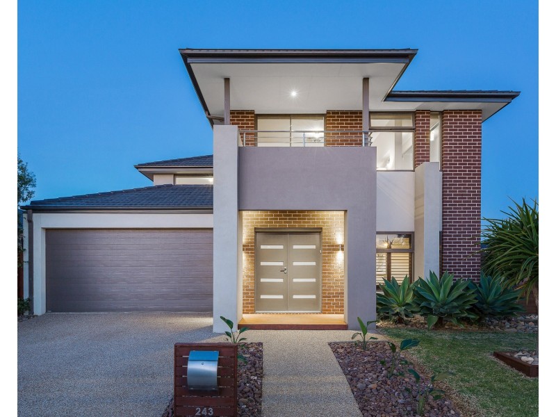 243 Saltwater Promenade, Point Cook VIC 3030