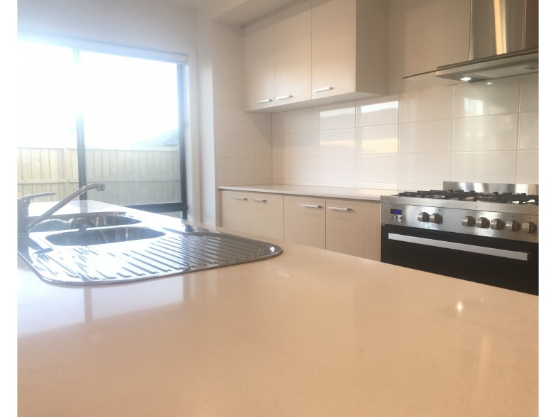 9 Williams Landing Boulevard, Williams Landing VIC 3027