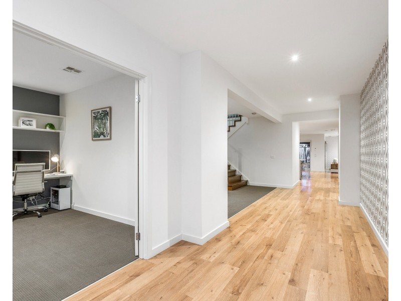5 Waves Drive, Point Cook VIC 3030