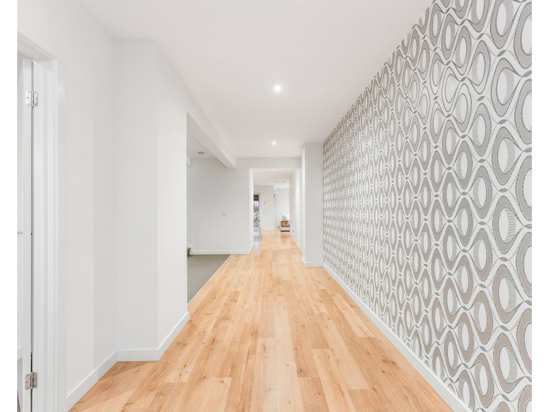 5 Waves Drive, Point Cook VIC 3030