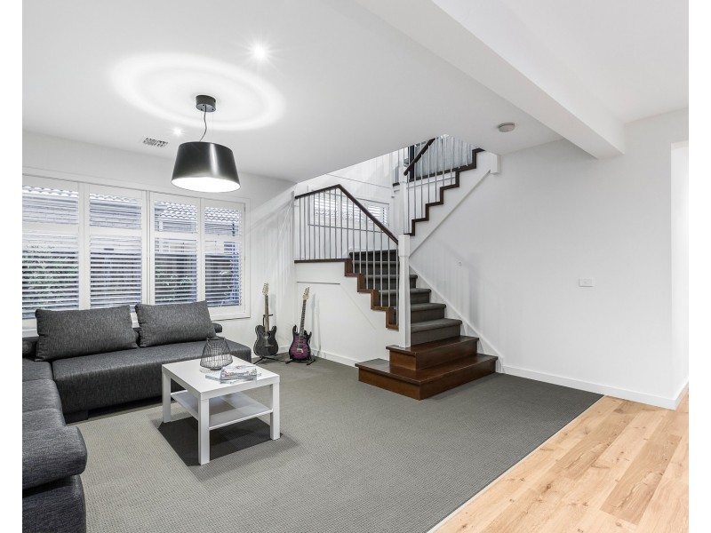 5 Waves Drive, Point Cook VIC 3030