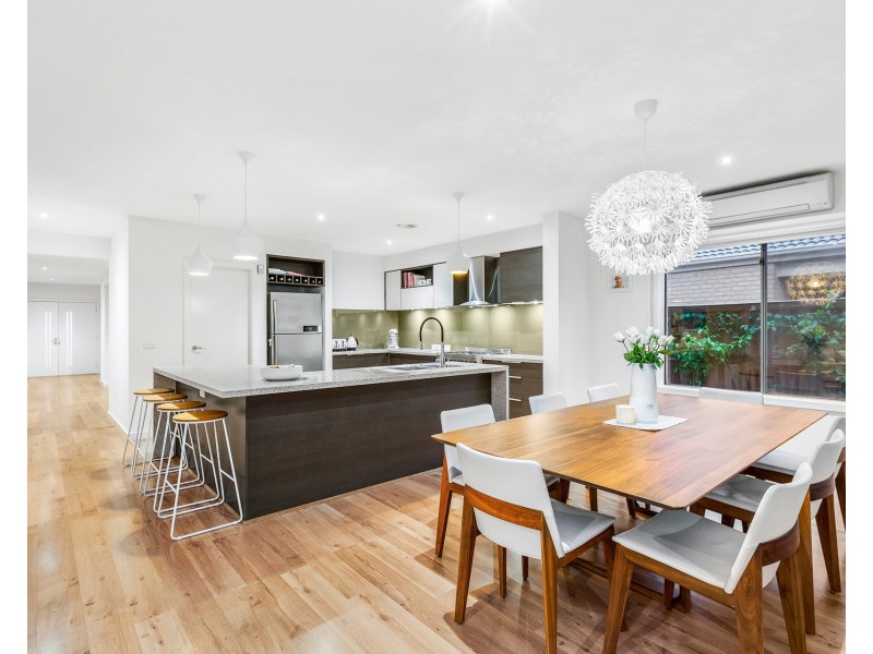 5 Waves Drive, Point Cook VIC 3030