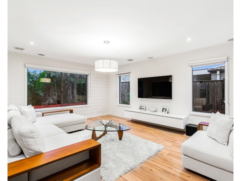 5 Waves Drive, Point Cook VIC 3030