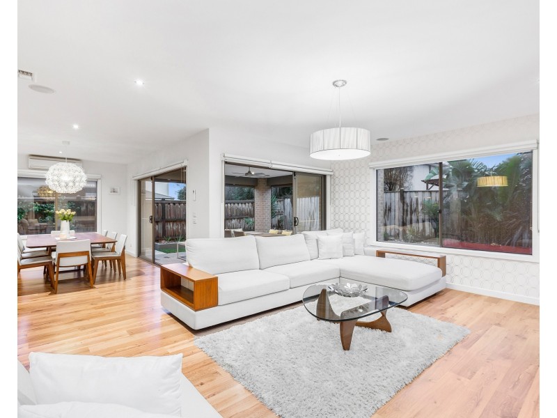 5 Waves Drive, Point Cook VIC 3030