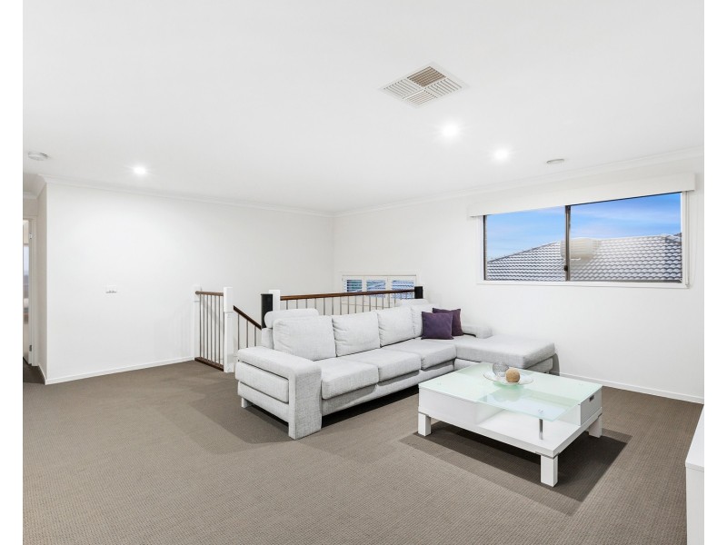 5 Waves Drive, Point Cook VIC 3030