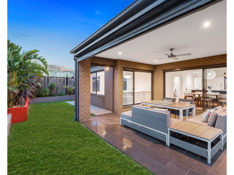 5 Waves Drive, Point Cook VIC 3030
