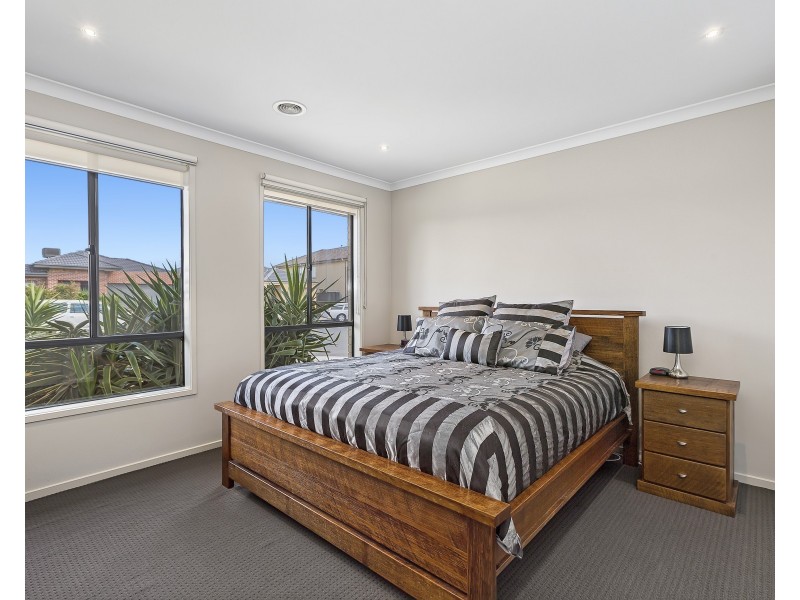 13 Duchess Court, Point Cook VIC 3030