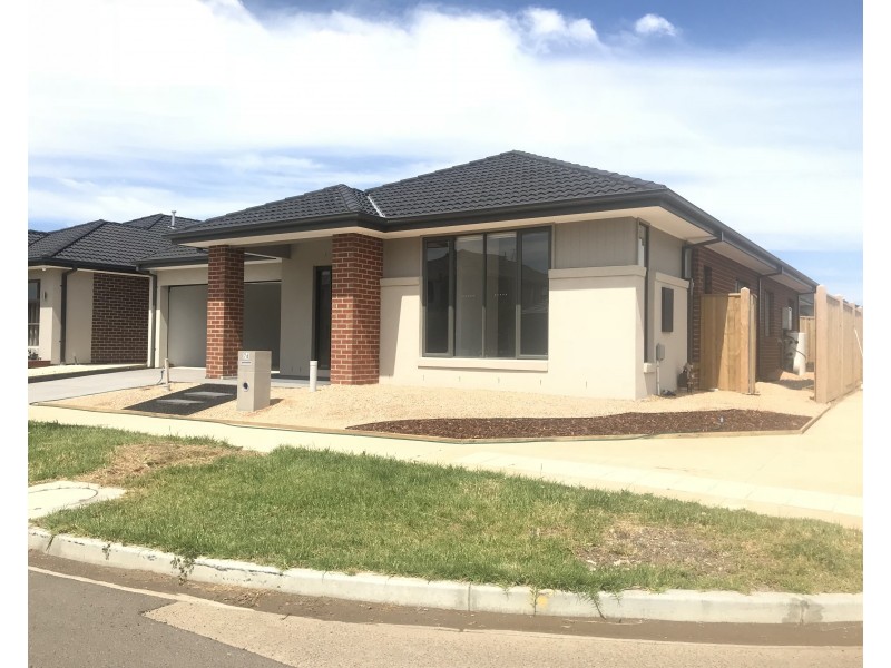 76 Gramercy Boulevard, Point Cook VIC 3030