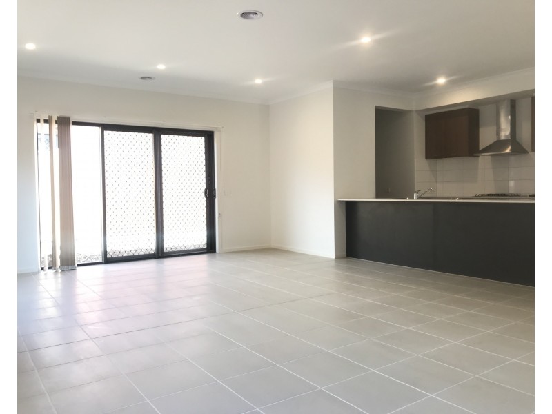 76 Gramercy Boulevard, Point Cook VIC 3030