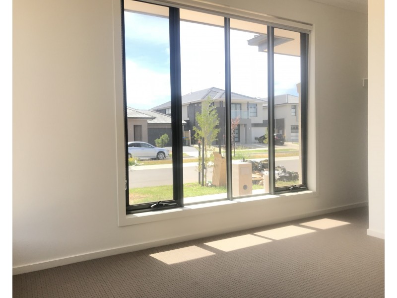 76 Gramercy Boulevard, Point Cook VIC 3030
