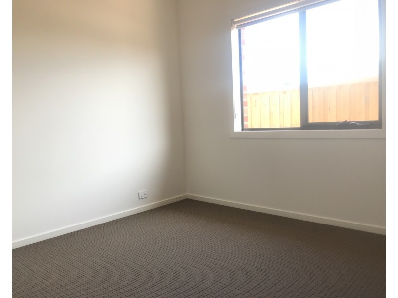 76 Gramercy Boulevard, Point Cook VIC 3030