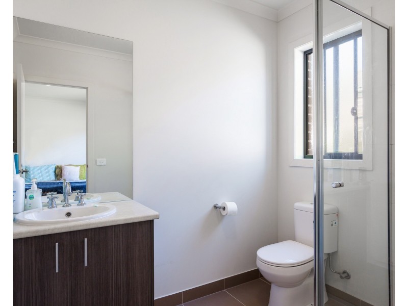 142 Haze Drive, Point Cook VIC 3030