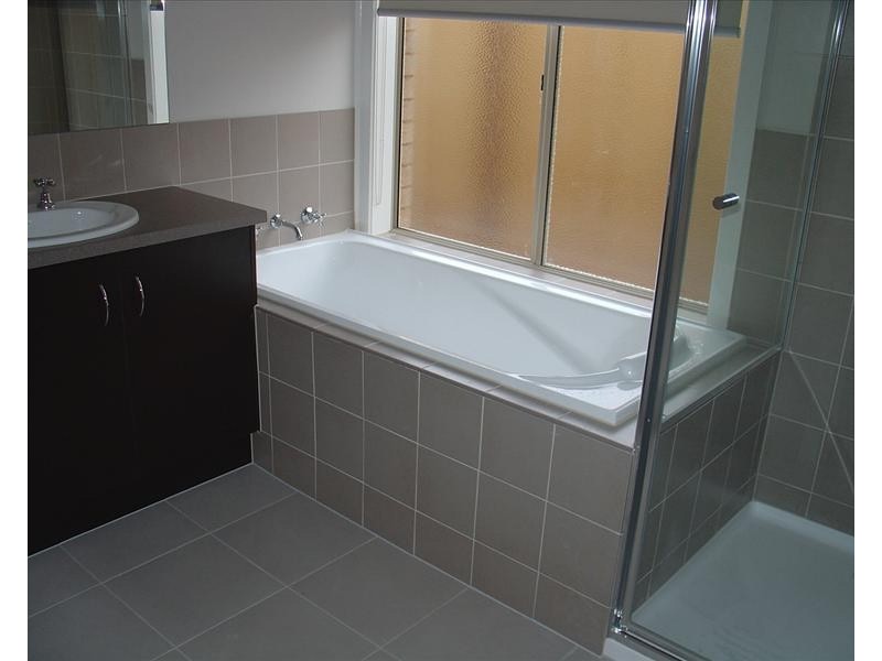 32 Ribbon Gum Drive, Tarneit VIC 3029