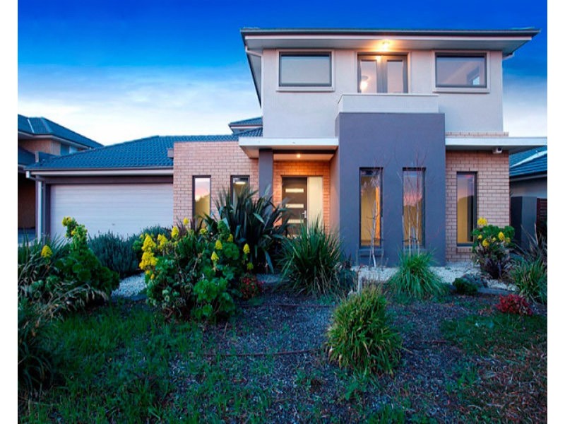 19 Manhattan Close, Point Cook VIC 3030