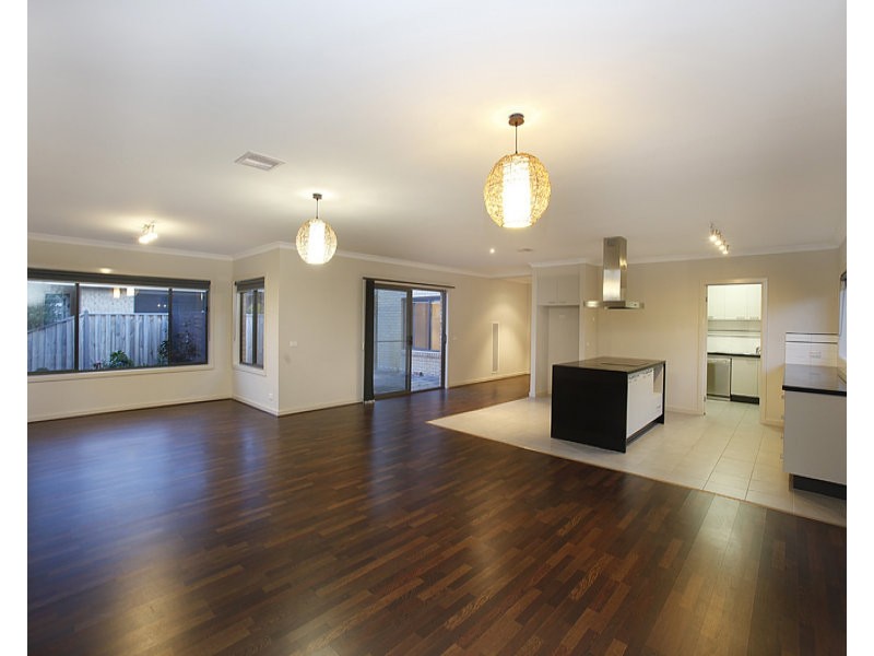 19 Manhattan Close, Point Cook VIC 3030