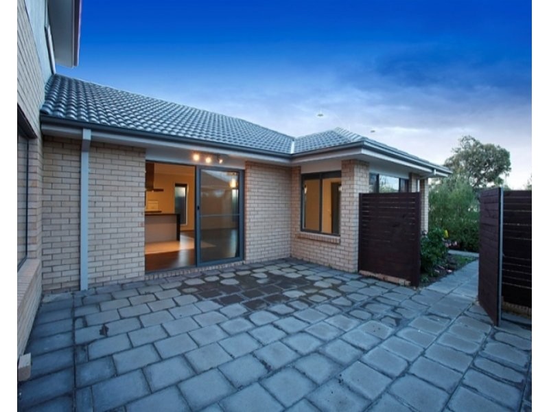 19 Manhattan Close, Point Cook VIC 3030