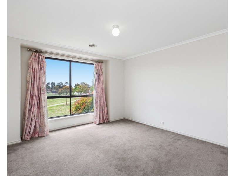 41 Lincolnheath Boulevard, Point Cook VIC 3030