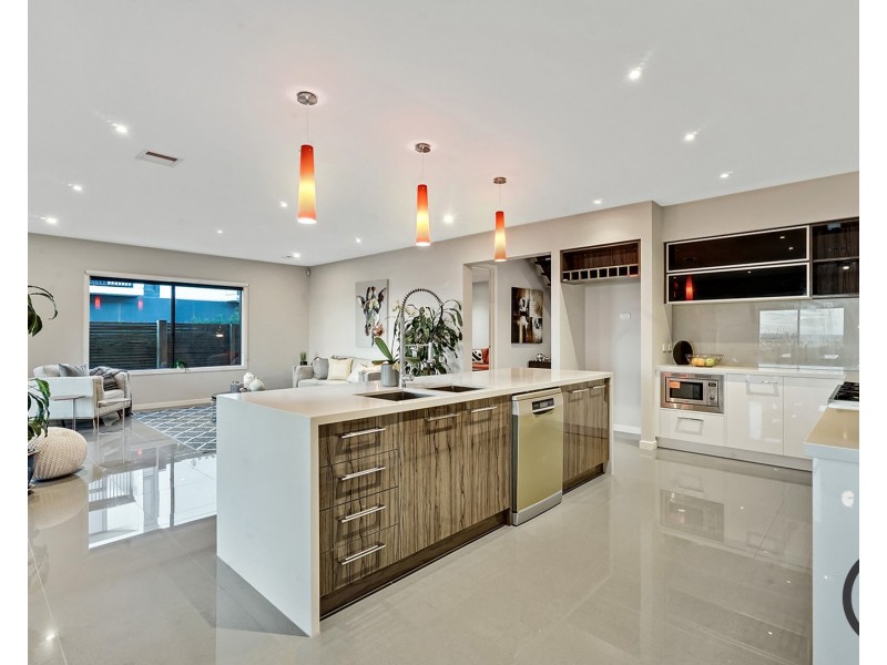 14  Starboard Way, Werribee South VIC 3030