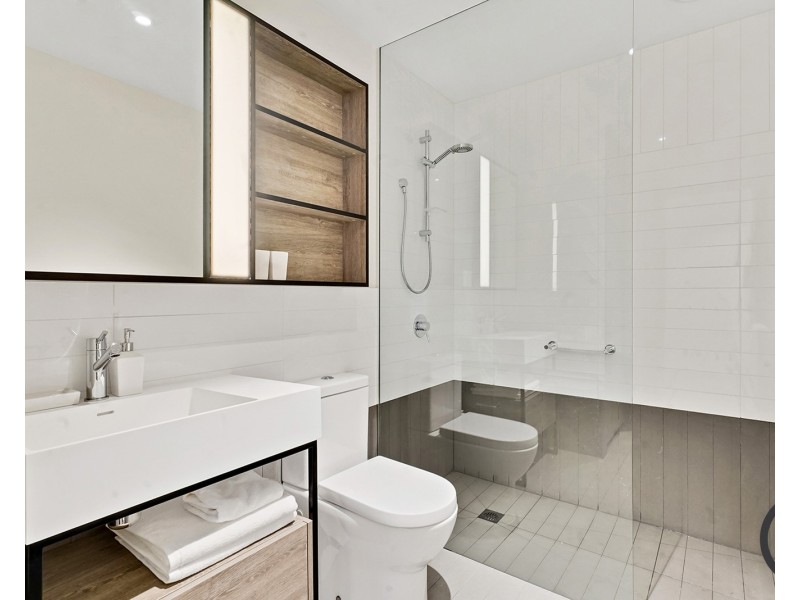 132/33 Quay Boulevard, Werribee South VIC 3030