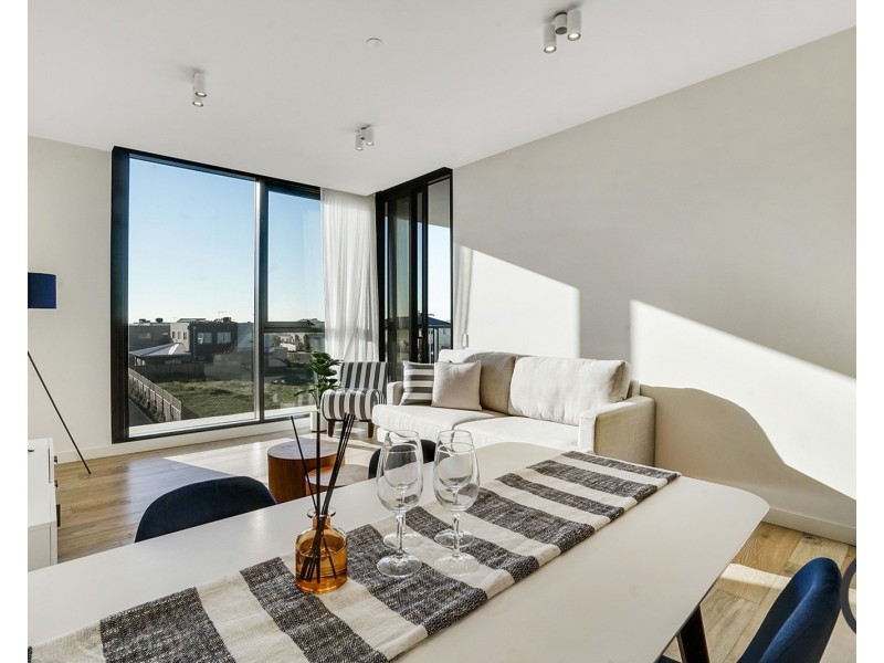 234/33 Quay Boulevard, Werribee South VIC 3030