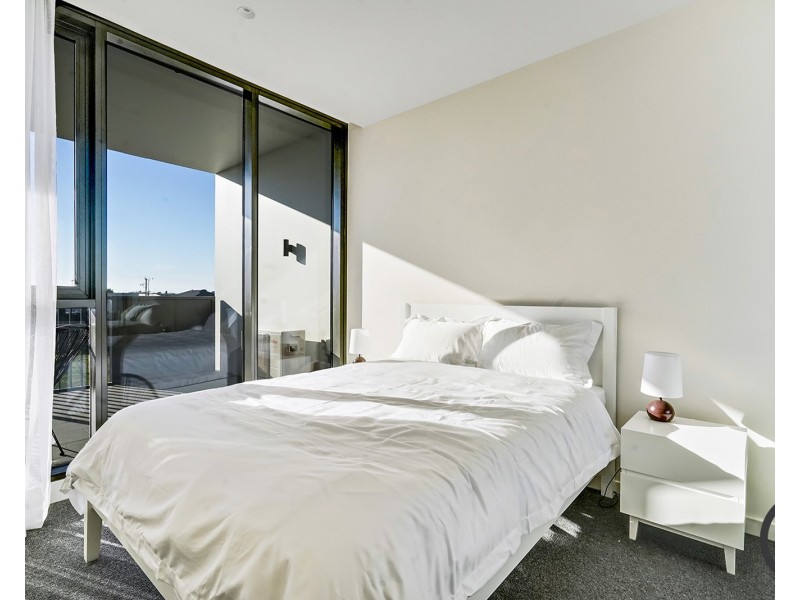 234/33 Quay Boulevard, Werribee South VIC 3030