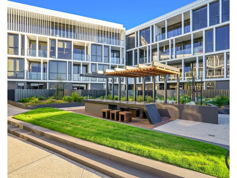 234/33 Quay Boulevard, Werribee South VIC 3030