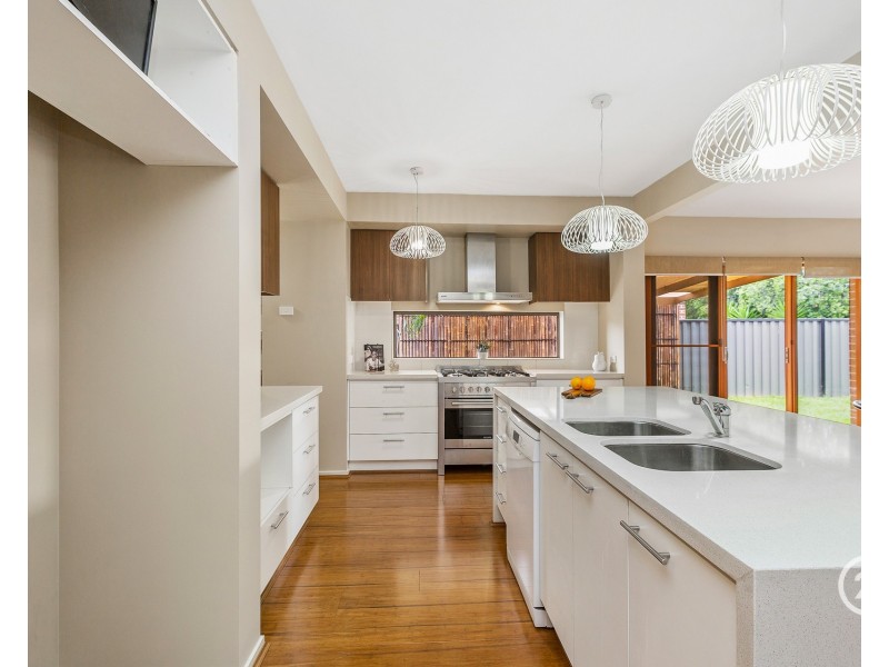 29 San  Sebastian Drive, Point Cook VIC 3030