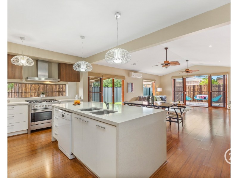 29 San  Sebastian Drive, Point Cook VIC 3030