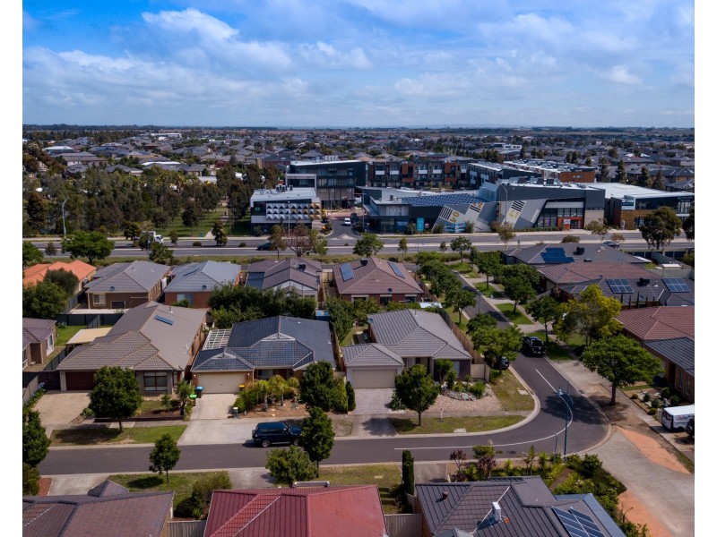29 San  Sebastian Drive, Point Cook VIC 3030