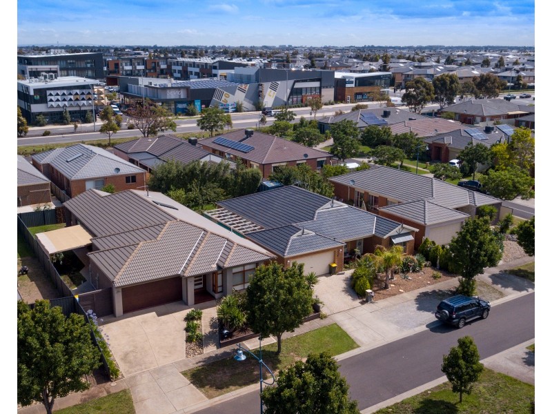 29 San  Sebastian Drive, Point Cook VIC 3030