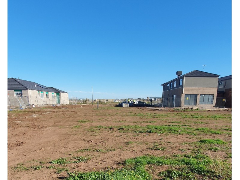 11 Bishopsgate Avenue, Tarneit VIC 3029