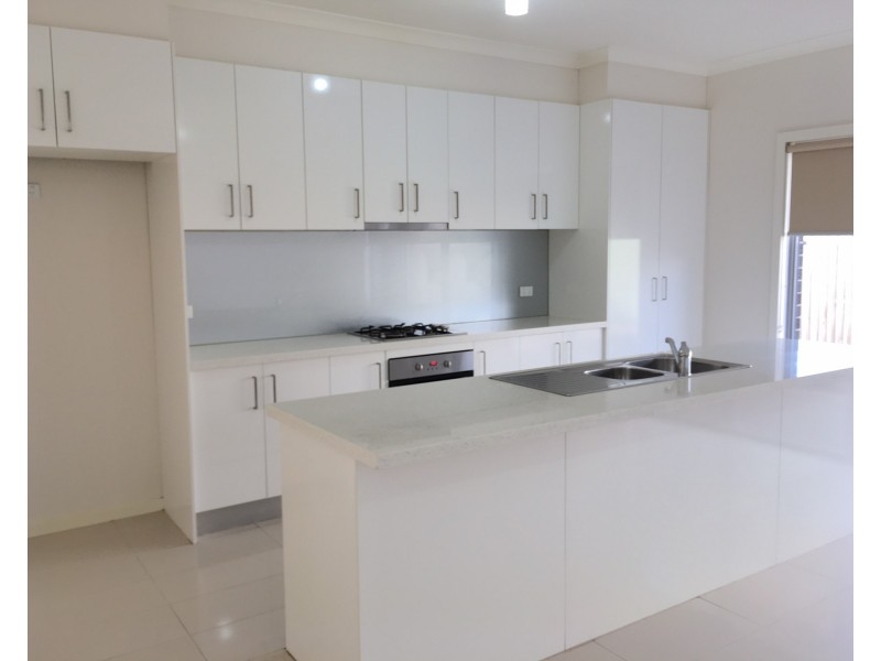 8 Cole Street, Laverton VIC 3028