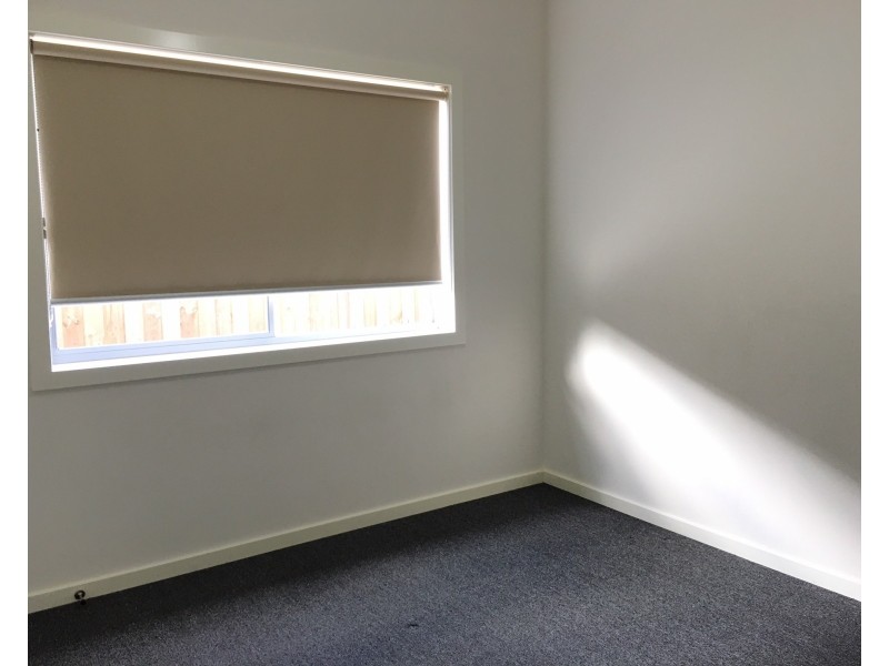 8 Cole Street, Laverton VIC 3028