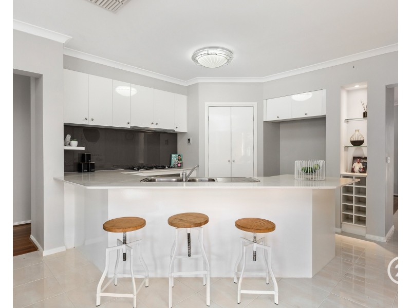 6  Beaufort Street, Point Cook VIC 3030