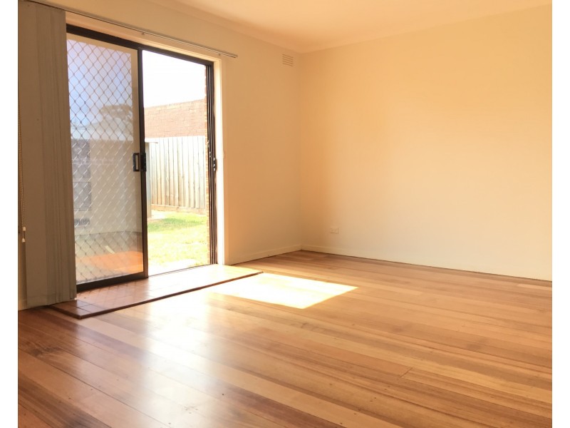 16 Huntingfield Drive, Hoppers Crossing VIC 3029