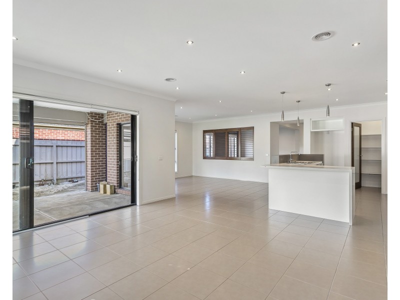 115 Featherbrook Drive, Point Cook VIC 3030