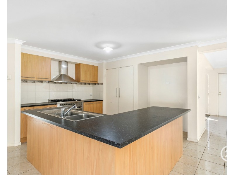 25 Swordgrass Avenue, Tarneit VIC 3029