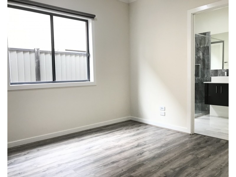 12 Berkshire Avenue, Truganina VIC 3029