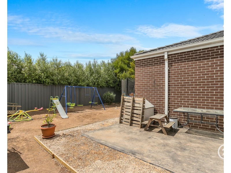 14 Elsmore St, Tarneit VIC 3029